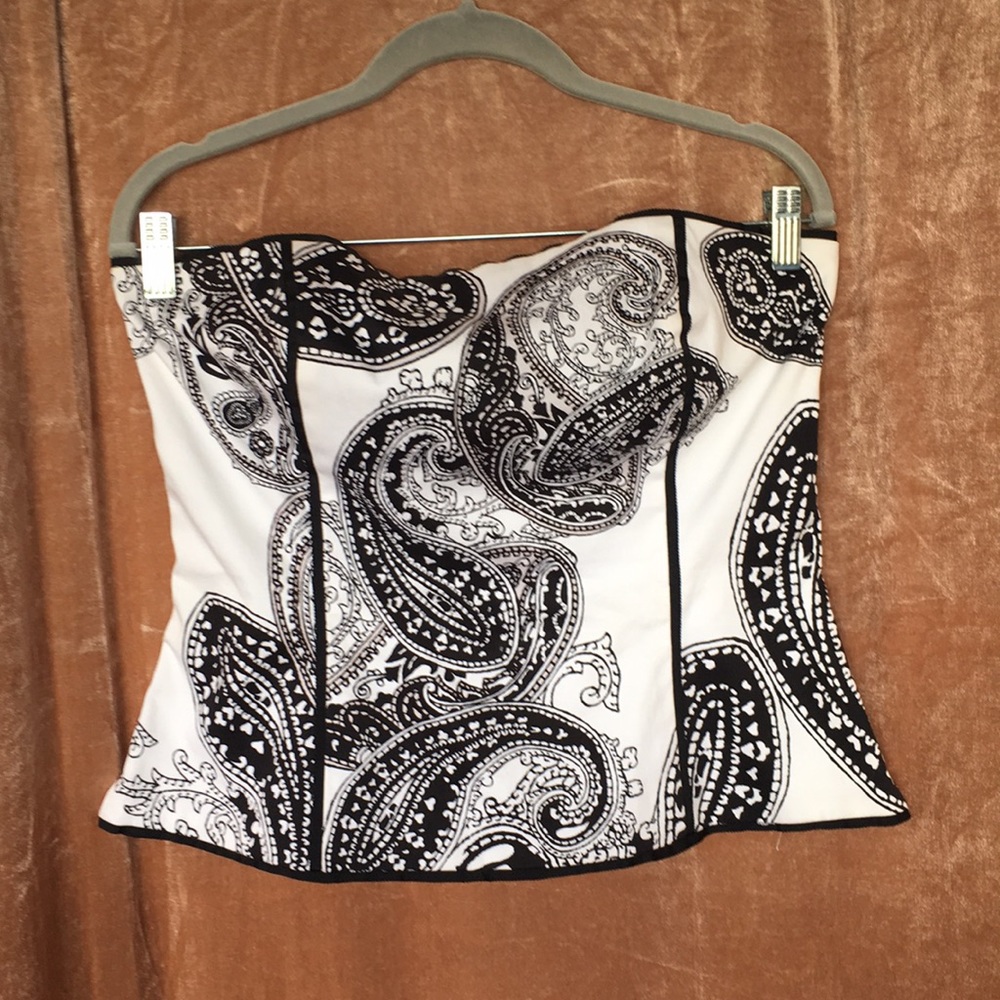 White House Black Market-strapless fitted top
